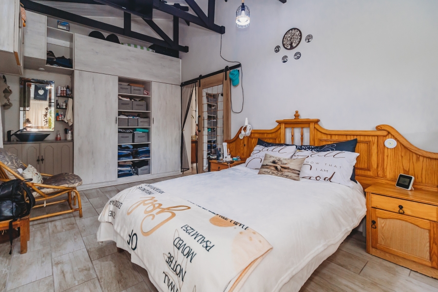 3 Bedroom Property for Sale in Denneoord Western Cape